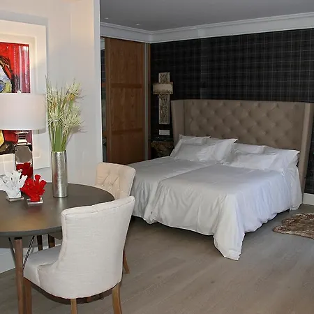 Principia Apartment Leon