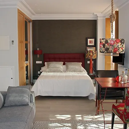 Principia Apartment